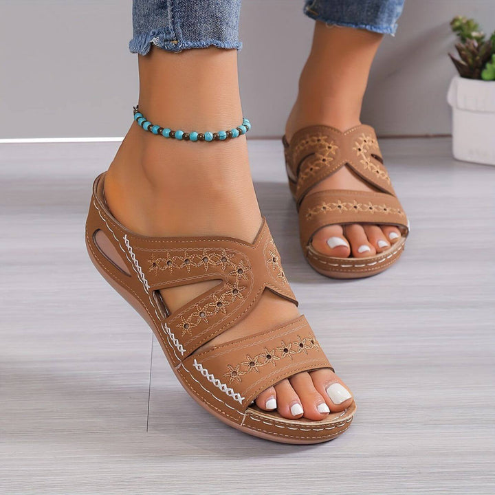 Liv | Cushion Sandals