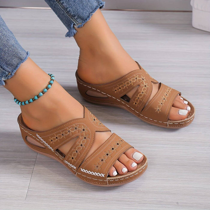 Liv | Cushion Sandals