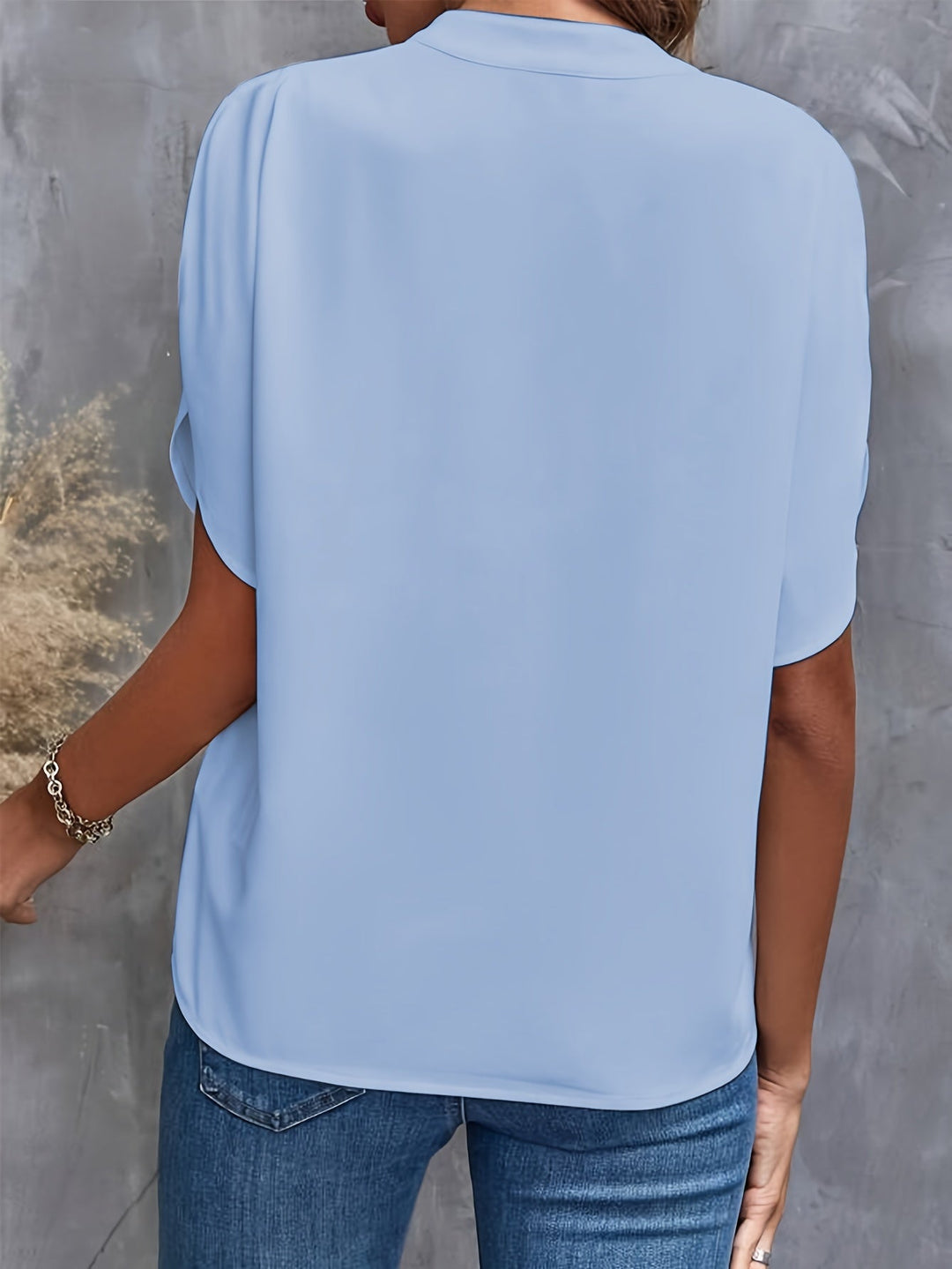 Amara | V-Neck Blouse