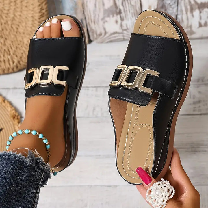 Estelle | Buckle Sandals
