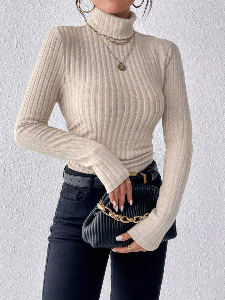 Tessa | Ribbed Turtleneck